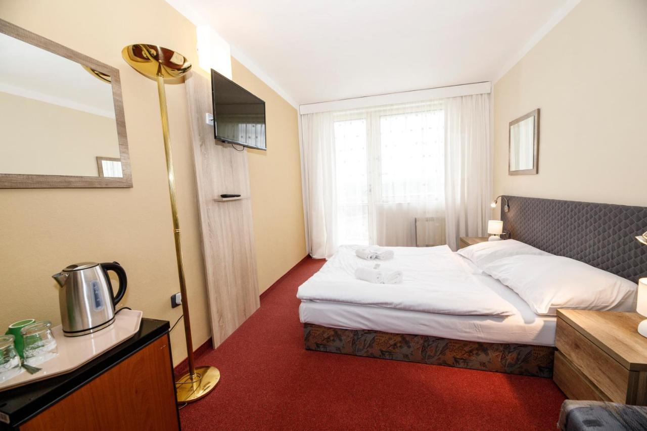 Panorama Orlik Otel Klucenice Dış mekan fotoğraf