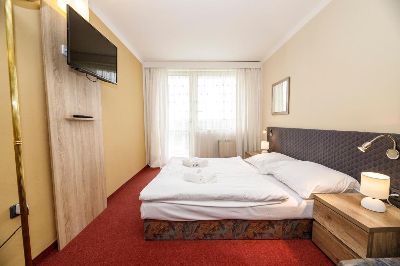 Panorama Orlik Otel Klucenice Dış mekan fotoğraf